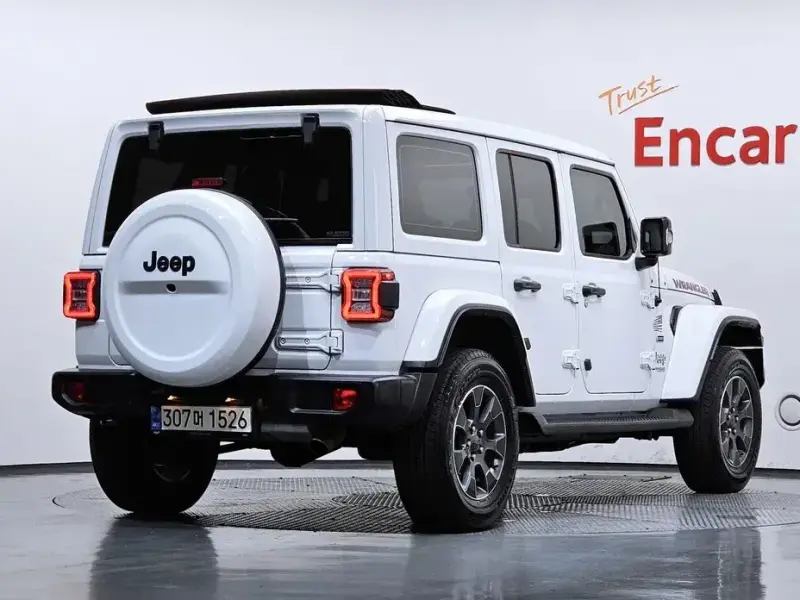 2022 Jeep Wrangler с пробегом 45 567 км