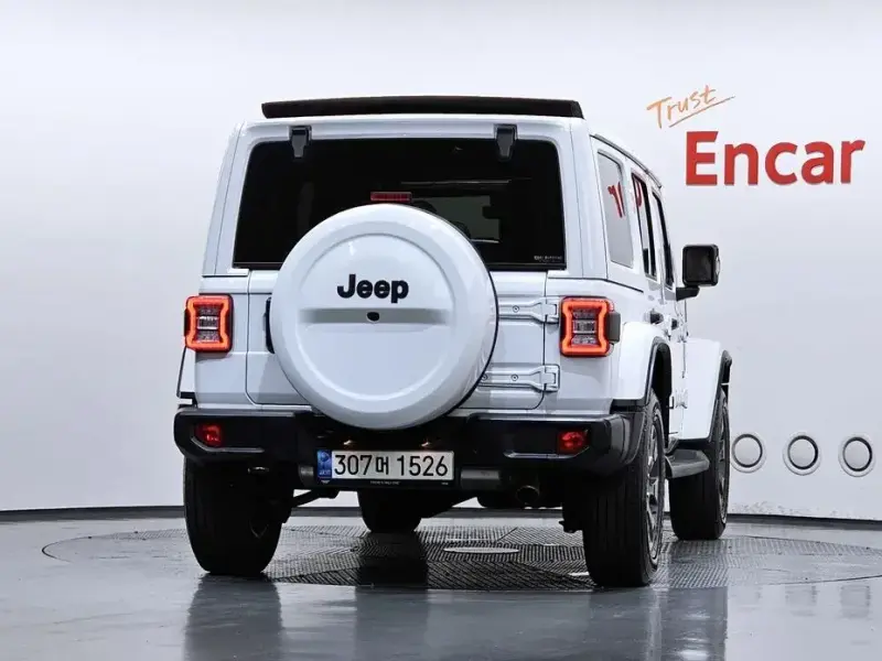 2022 Jeep Wrangler с пробегом 45 567 км