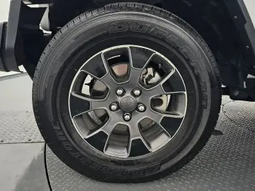2022 Jeep Wrangler с пробегом 45 567 км
