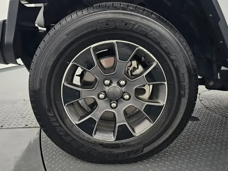 2022 Jeep Wrangler с пробегом 45 567 км