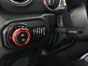 2022 Jeep Wrangler с пробегом 45 567 км