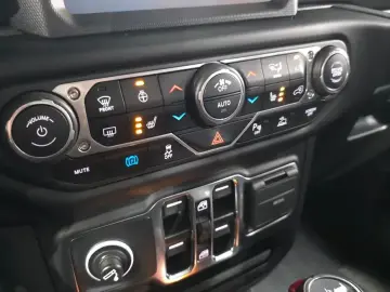 2022 Jeep Wrangler с пробегом 7 143 км
