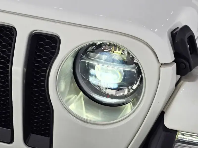 2022 Jeep Wrangler с пробегом 45 567 км