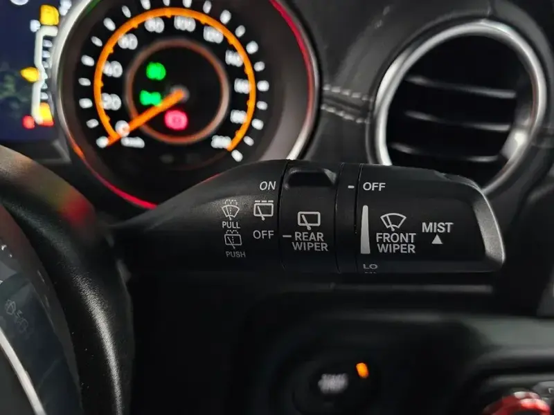 2022 Jeep Wrangler с пробегом 45 567 км
