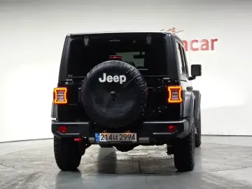 2022 Jeep Wrangler с пробегом 26 037 км