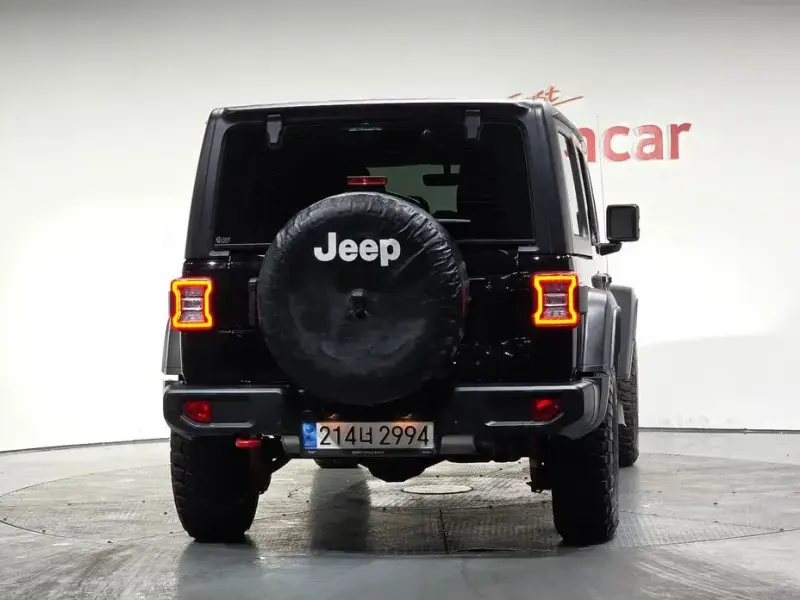 2022 Jeep Wrangler с пробегом 26 037 км