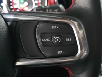 2022 Jeep Wrangler с пробегом 26 037 км