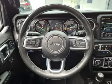 2022 Jeep Wrangler с пробегом 67 521 км