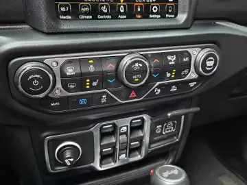 2022 Jeep Wrangler с пробегом 67 521 км