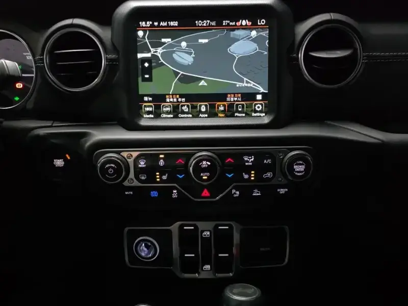 2022 Jeep Wrangler с пробегом 71 970 км