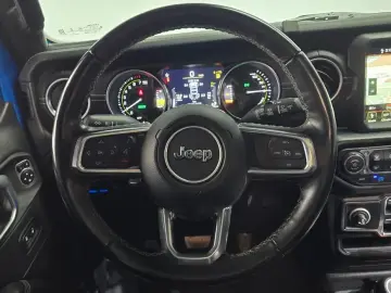 2022 Jeep Wrangler с пробегом 46 878 км