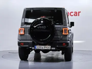 2022 Jeep Wrangler с пробегом 49 881 км