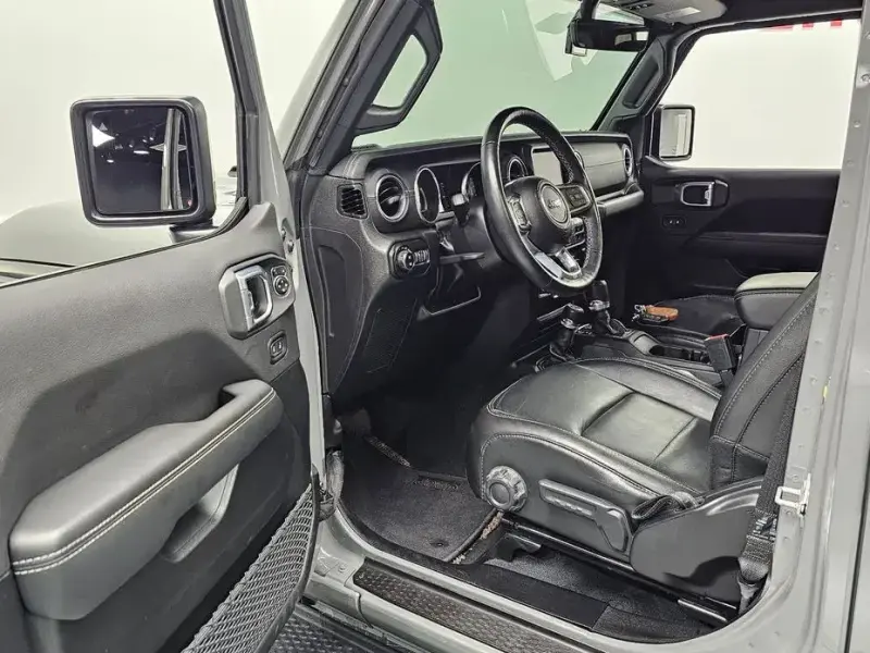 2022 Jeep Wrangler с пробегом 49 881 км