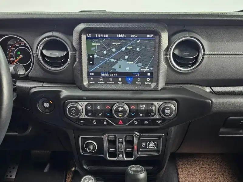 2022 Jeep Wrangler с пробегом 49 881 км