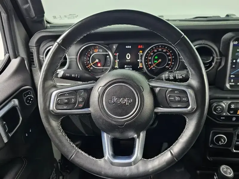 2022 Jeep Wrangler с пробегом 49 881 км