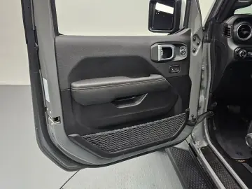2022 Jeep Wrangler с пробегом 49 881 км