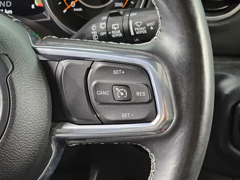 2022 Jeep Wrangler с пробегом 49 881 км