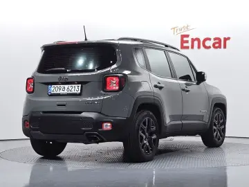 2022 Jeep Renegade с пробегом 27 574 км