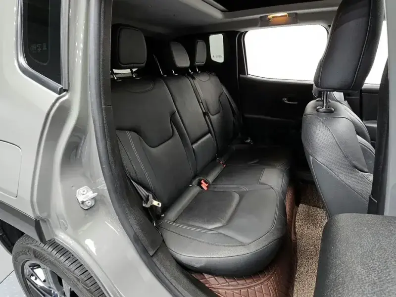 2022 Jeep Renegade с пробегом 27 574 км