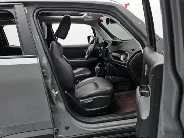 2022 Jeep Renegade с пробегом 27 574 км