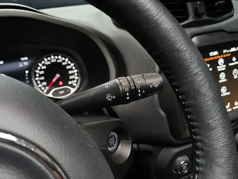 2022 Jeep Renegade с пробегом 13 292 км
