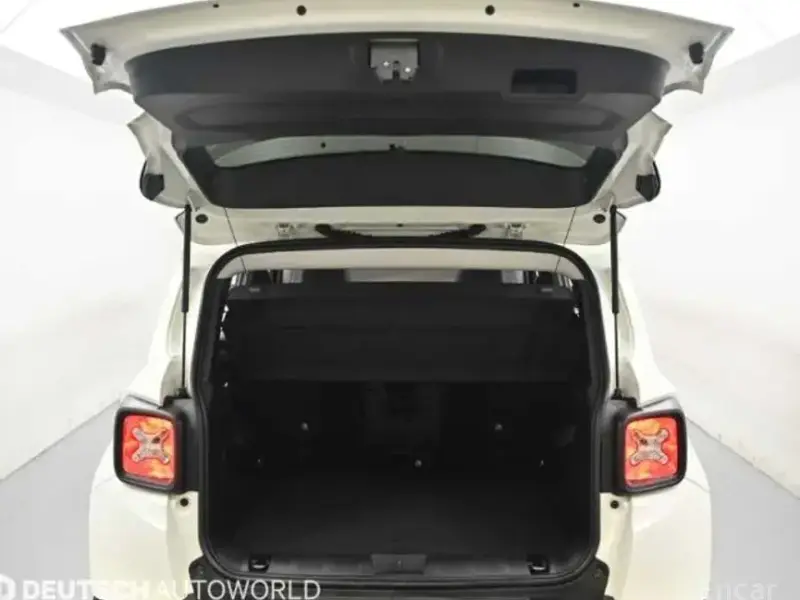 2022 Jeep Renegade с пробегом 37 800 км