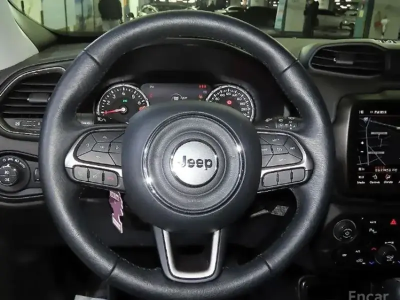 2022 Jeep Renegade с пробегом 28 900 км
