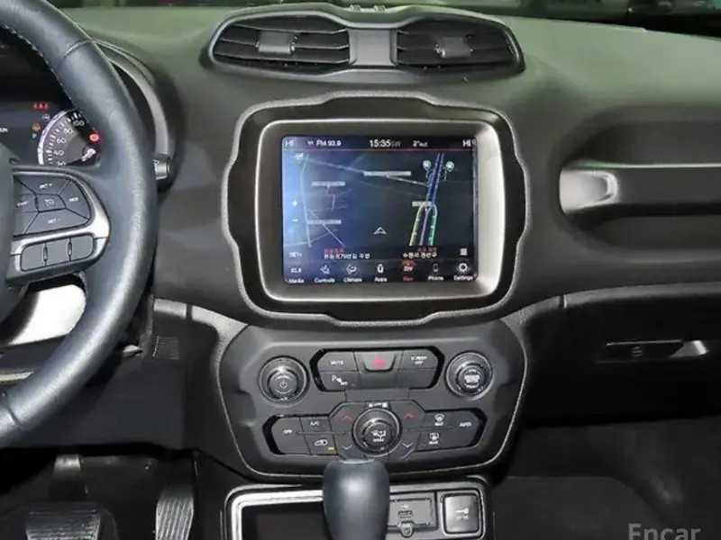2022 Jeep Renegade с пробегом 28 900 км
