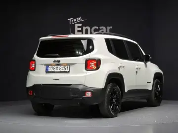 2022 Jeep Renegade с пробегом 13 526 км