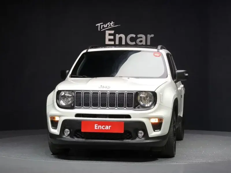2022 Jeep Renegade с пробегом 13 526 км