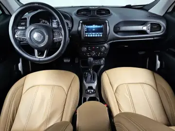 2022 Jeep Renegade с пробегом 13 526 км