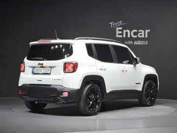 2022 Jeep Renegade с пробегом 10 662 км