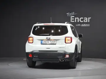 2022 Jeep Renegade с пробегом 10 662 км