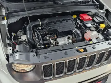 2022 Jeep Renegade с пробегом 10 662 км
