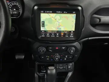 2022 Jeep Renegade с пробегом 10 662 км