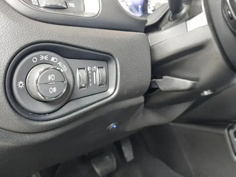 2022 Jeep Renegade с пробегом 10 662 км
