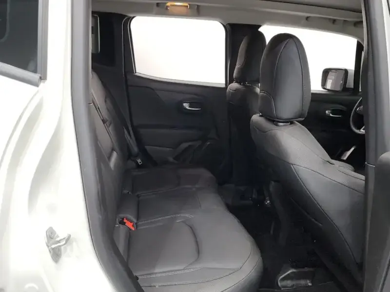 2022 Jeep Renegade с пробегом 21 649 км