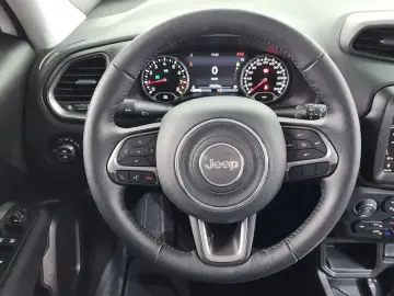 2022 Jeep Renegade с пробегом 21 649 км
