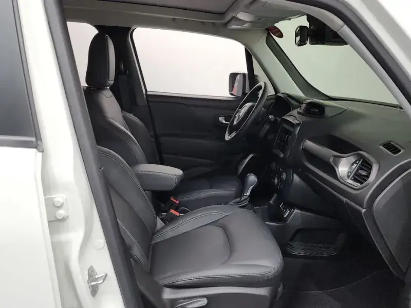 2022 Jeep Renegade с пробегом 21 649 км