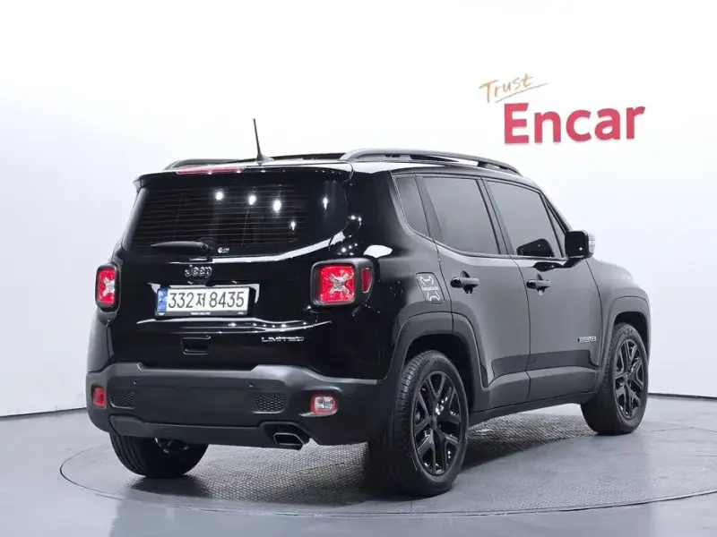 2022 Jeep Renegade с пробегом 18 704 км