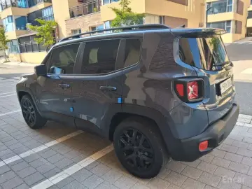 2022 Jeep Renegade с пробегом 41 849 км