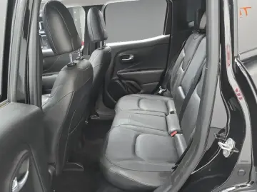 2022 Jeep Renegade с пробегом 18 704 км