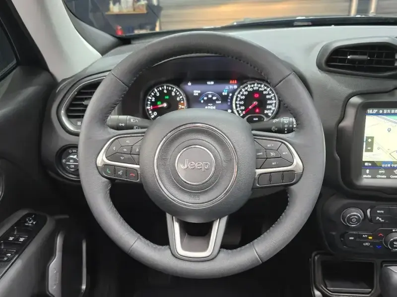 2022 Jeep Renegade с пробегом 18 704 км