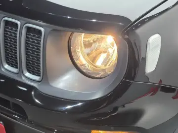 2022 Jeep Renegade с пробегом 18 704 км