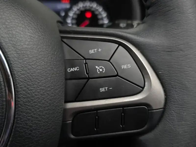 2022 Jeep Renegade с пробегом 18 704 км