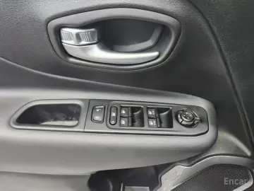 2022 Jeep Renegade с пробегом 15 397 км