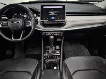 2022 Jeep Compass с пробегом 26 565 км