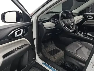 2022 Jeep Compass с пробегом 26 565 км