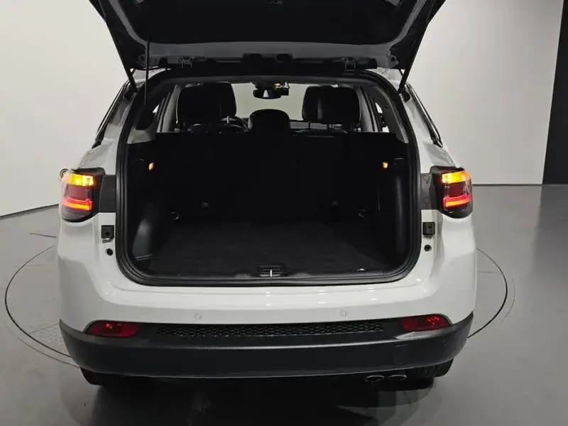 2022 Jeep Compass с пробегом 26 565 км