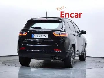 2022 Jeep Compass с пробегом 29 367 км